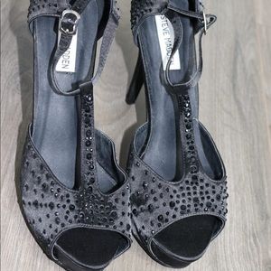 Steve Madden Black Studded Heels- Sz 10